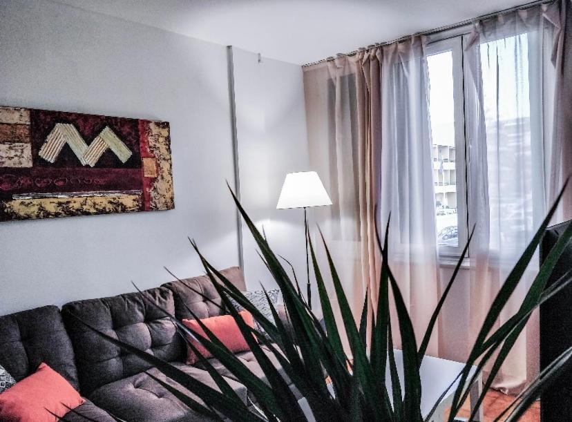 Lovely 2 Bedroom Apartment Near Las Vistas Beach Adults Only! Playa de las Americas  Bagian luar foto